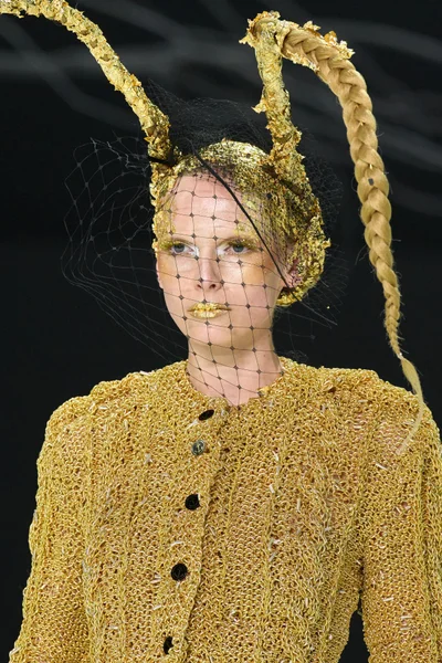 Look 182